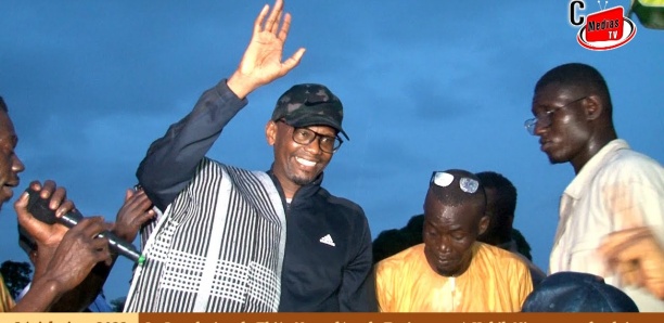 Législatives 2022: Sous la pluie La population de Thiès-Noon déroule Tapis rouge à Habib Niang