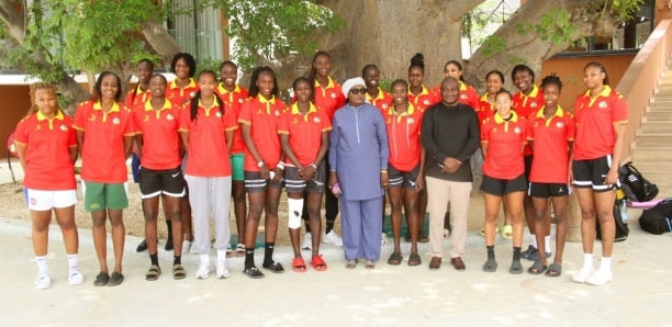 Le ministre Khady Diène Gaye motive les Lionnes du basketball : "Allez en guerre, ramenez la victoire"