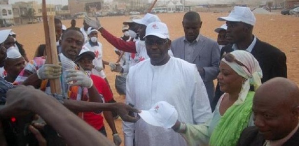 En Direct de Mermoz : le « Cleaning day » avec le président Macky Sall