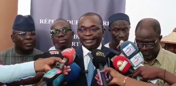 Presentation "La République des Carrés" à l’UGB : Alioune Sarr propose Notto Diobasse comme modèle d'une Smart City