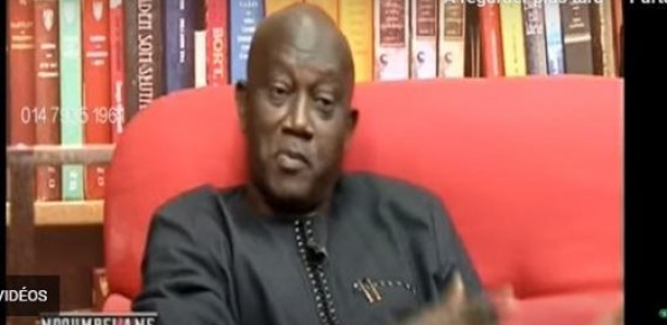 Serigne Mbacké Ndiaye boude l’émission Ndoumbélane de Sen TV en plein direct