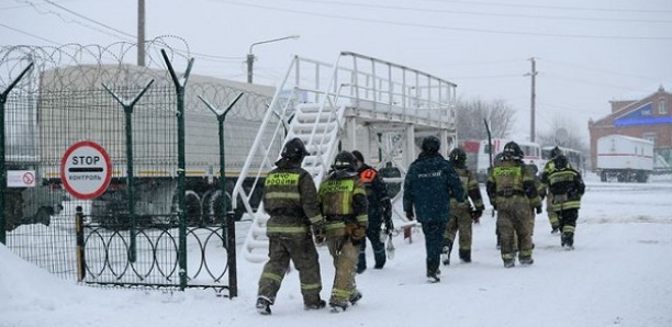 RUSSIE : 11 morts et une quarantaine de disparus à la suite d’un accident dans une mine (Bilan provisoire)