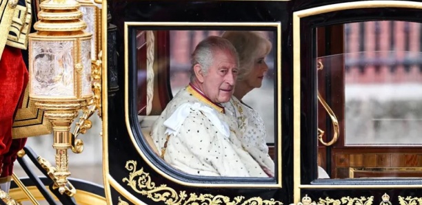 La cérémonie de couronnement de Charles III et Camilla commence
