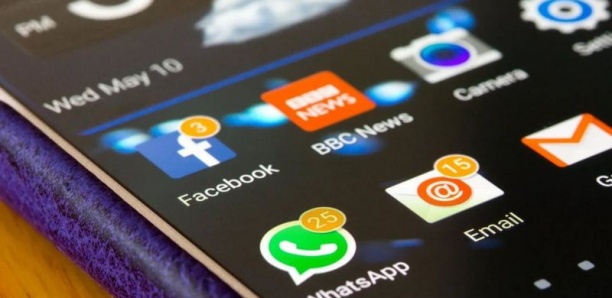 Comment les SMS exacerbent nos sentiments de stress et que faire pour nous en débarrasser