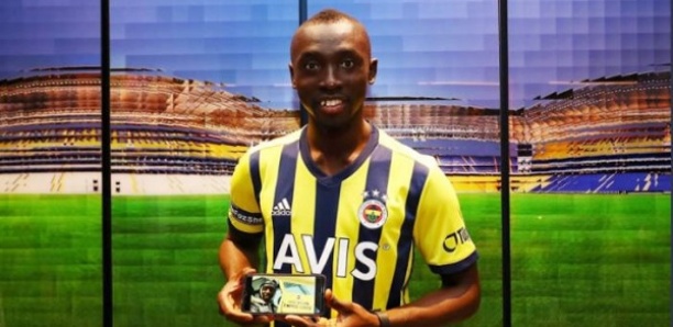 Mercato : Papiss Demba Cissé rejoint Fenerbahçe