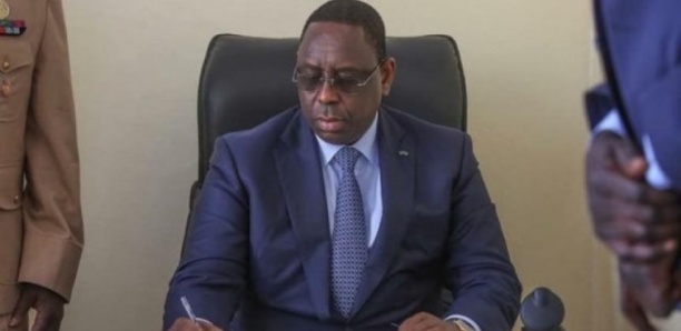 Tabaski : Macky Sall accorde son pardon à plus de 500 prisonniers