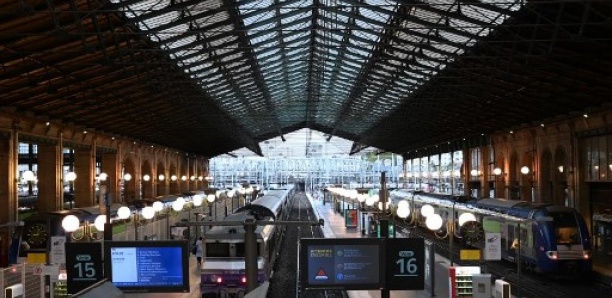 France: le front anti-gouvernement s'agrandit sur les retraites
