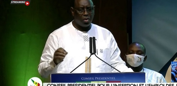Macky aux jeunes:  ''Nos efforts connaissent des limites, mais l' Etat ne vous abandonnera pas''