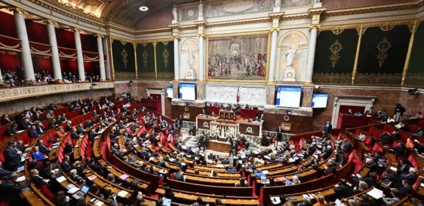 France: l’Assemblée nationale rejette la motion de censure de la Nupes, le budget 2023 définitivement adopté
