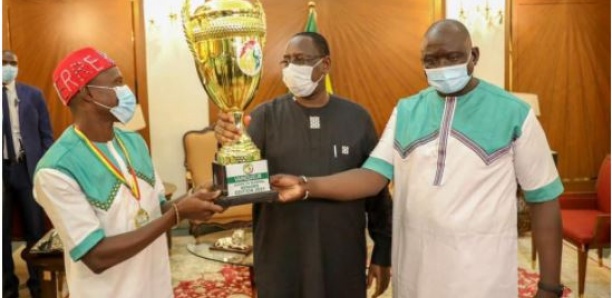 Macky Sall félicite le Casa Sports, vainqueur de la Coupe du Sénégal