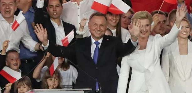 Le président Duda réélu en Pologne