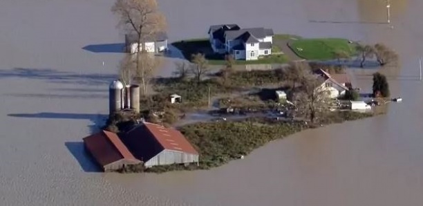 Inondations à Washington: une famille secourue par hélicoptère