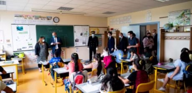 Masque obligatoire dès 11 ans dans les écoles françaises, y compris à la récréation