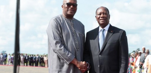 Burkina: l'ex-président Kaboré a rencontré Alassane Ouattara à Abidjan
