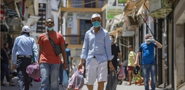 Covid-19 : le Maroc ferme l'accès à huit villes du pays face à une "hausse considérable" de cas
