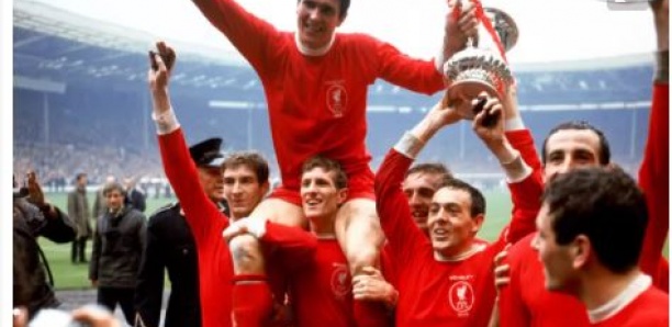 Ian St. John, légende de Liverpool, est décédé à 82 ans