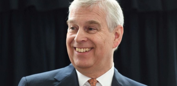 Royaume-Uni : cité dans l'affaire Epstein, le prince Andrew se met en retrait
