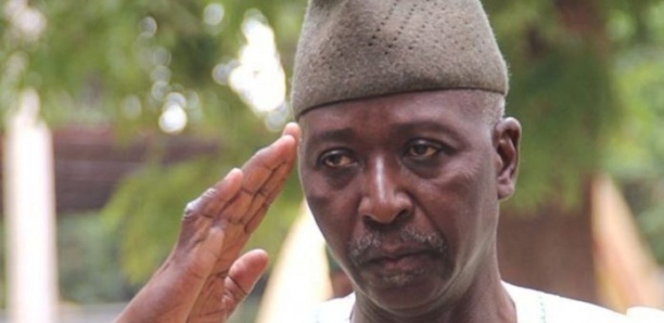 Mali : L’ex-président de la transition, Bah Ndaw, traîne l’Etat devant la Cour de justice de la Cedeao
