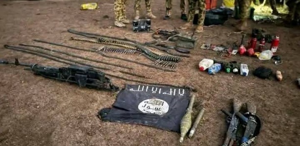 Mali : 11 terroristes affiliés à l’État islamique au Grand Sahara ont déposé les armes