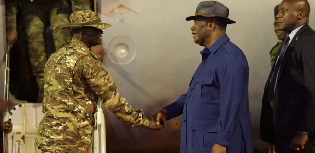Les 46 soldats ivoiriens graciés au Mali de retour à Abidjan