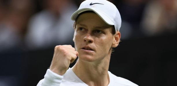 Wimbledon 2025 : Jannik Sinner renverse Alcaraz et s’offre son premier Grand Chelem sur gazon