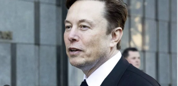 Elon Musk dit avoir engagé une femme pour diriger Twitter