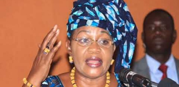 Les Panélistes de la radio SunuAfrik sur la candidature d'Aida Mbodji