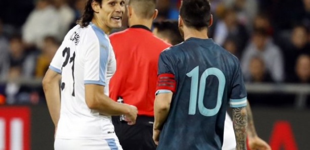 Altercation entre Cavani et Messi !