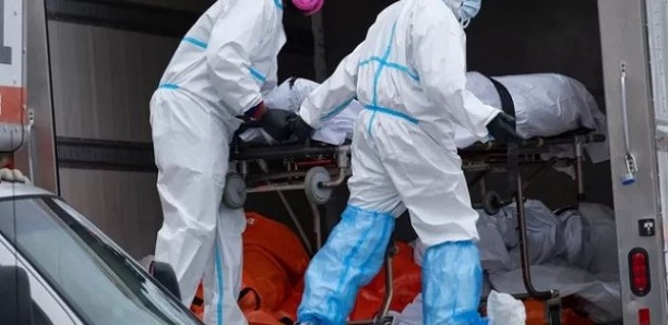 Découverte macabre dans une société de pompes funèbres à New York
