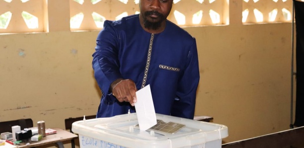 Guy Marius Sagna après son vote: "Allez voter même s'il pleut"
