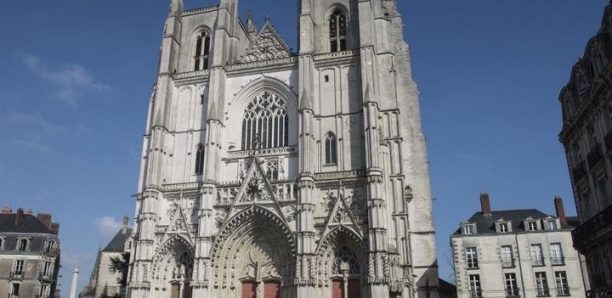 France : la cathédrale de Nantes touchée par un incendie