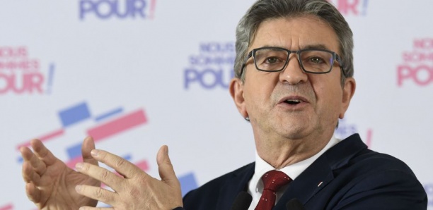 Législatives 2022 : Jean-Luc Mélenchon se retire de la course et désigne son successeur