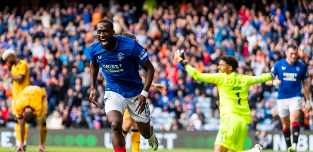 Coupe de la Ligue écossaise : Abdallah Sima signe un doublé et envoie les Rangers en demi-finale.