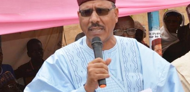 Présidentielle au Niger: Bazoum déclaré vainqueur, selon des résultats provisoires déjà contestés