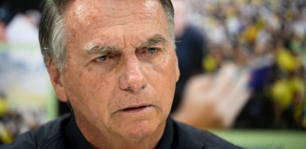 Brésil: Bolsonaro risque la prison pour «non-respect» de l'interdiction d'utiliser les réseaux sociaux