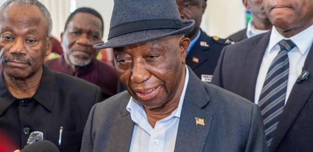 Grosse frayeur au Libéria : De retour du Nigeria, l’avion du président Boakai, atterrit en urgence