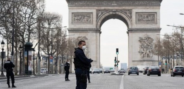"Sale nègre" : Un homme victime d'insultes racistes après avoir loué un appartement à Paris pour une demande en mariage