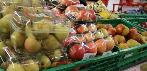 La France va interdire le plastique autour des fruits et légumes