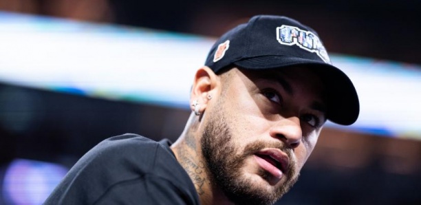 Brésil : Neymar traité de « mercenaire » par un supporter de Santos