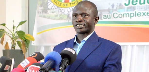 Thiès : le maire Babacar Diop inaugure une stèle à la mémoire de Mamadou Dia
