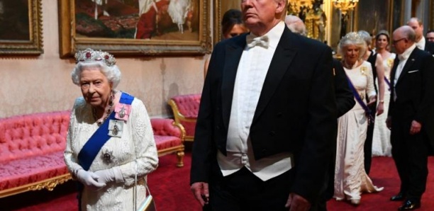 Tensions dans la famille royale britannique: Trump exprime sa «tristesse»