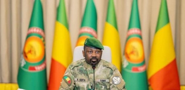 Mali: Assimi Goita promulgue la loi lui accordant un mandat illimité de président