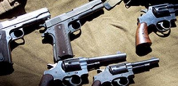 Le Port d’armes et de matières explosives interdit jusqu'au 20 février 2022 (Antoine Diome)