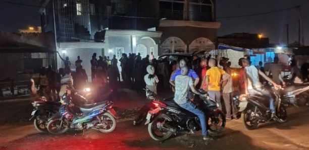 Un richissime homme d'affaires abattu devant sa maison par des hommes à moto