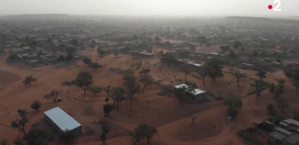 Le Burkina Faso victime d'une sanglante attaque terroriste, la plus meurtrière de son histoire