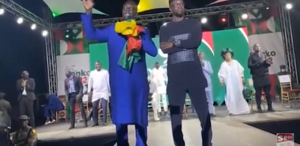 [Video] Yewwi Askanwi en Casamance : Malick Gakou assure le show et encense Sonko  dans son fief