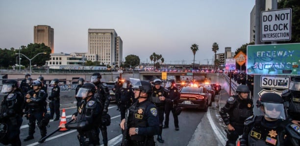 Calme précaire à Los Angeles, les manifestations s'étendent aux Etats-Unis