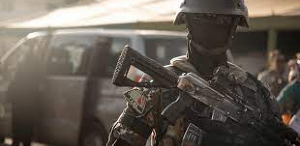 Mali: l'armée annonce avoir "neutralisé" une cinquantaine de "terroristes"