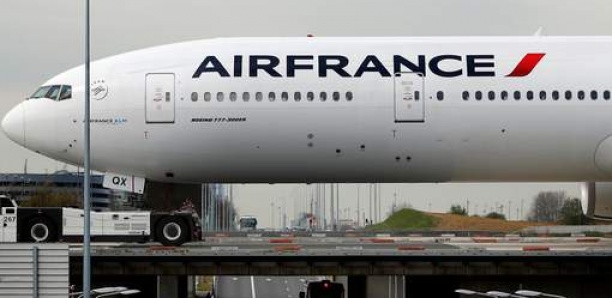 Air France prévoit d'assurer 70% de ses vols mardi