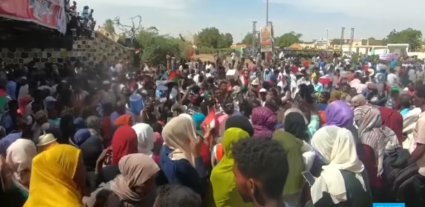 Au Soudan, le mouvement de contestation exige un gouvernement civil 